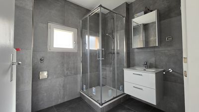 Salle de bains carrelée